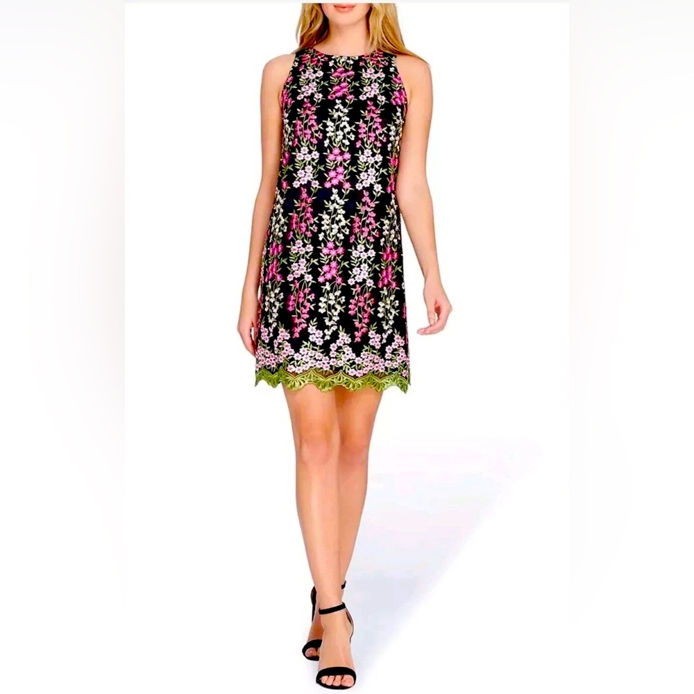 Tahari floral embroidered shift dress, size 6